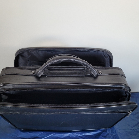 LapTop Case for 15.5 - Picture 2 of 4